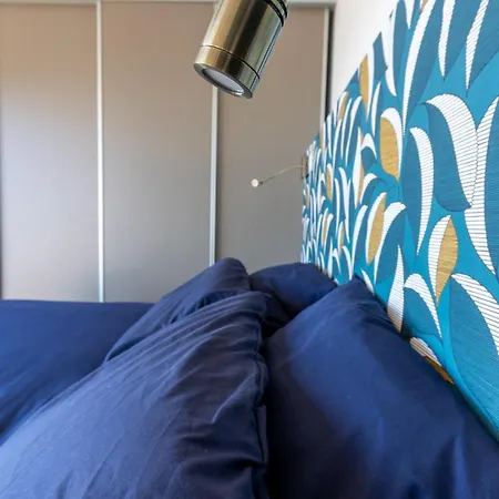 étoiles D'or: Seaside Luxury In Villa *