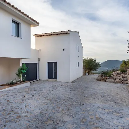 étoiles D'or: Seaside Luxury In Villa Carqueiranne